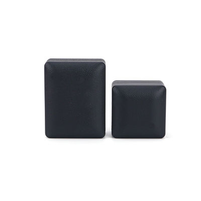 comprar Caja de anillos personalizados Hanhong con luz 6.5 * 6.5 * 4.5cm Tamaño Cuero negro y material de terciopelo online manufacture