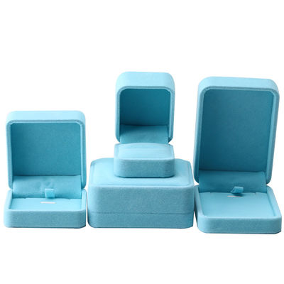 Caja de joyería cuadrada de terciopelo premium azul cielo para embalaje de pulseras, collares y anillos