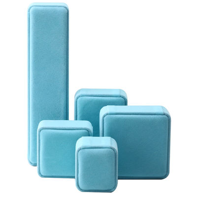 Caja de joyería cuadrada de terciopelo premium azul cielo para embalaje de pulseras, collares y anillos