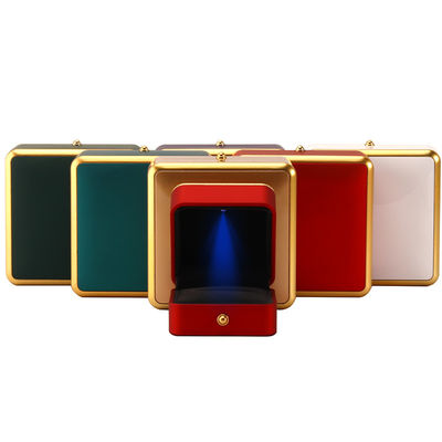 Caja de joyería de plástico personalizada con luces LED, caja de embalaje de joyas octogonal