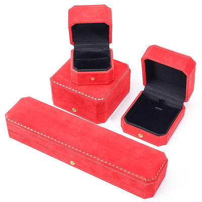 Logotipo personalizado Joyería paquete de terciopelo rojo para pendiente pendientes Brazalete collar anillo