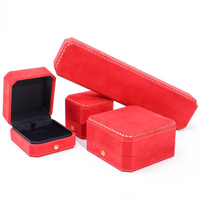 Logotipo personalizado Joyería paquete de terciopelo rojo para pendiente pendientes Brazalete collar anillo