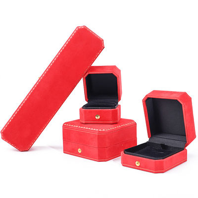 Logotipo personalizado Joyería paquete de terciopelo rojo para pendiente pendientes Brazalete collar anillo