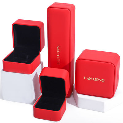 Caja de embalaje de joyas de terciopelo de lujo personalizada para almacenamiento de collares y pulseras de Hanhong