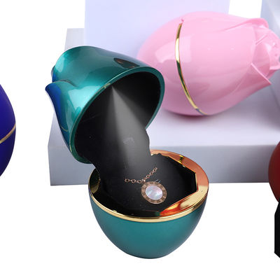 Caja de embalaje de joyas de luz LED de diseño de rosa 2021 para plástico y terciopelo personalizados