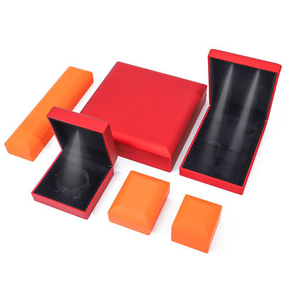 Caja de embalaje de joyas con logotipo personalizado Hanhong Velvet Stud Aretes Collar Brazalete Caja