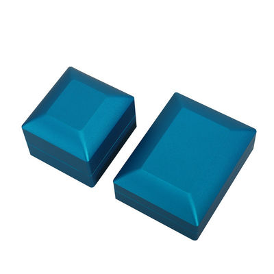 Rectángulo Tamaño personalizado Anillo LED Azul Caja de joyas para pendientes Collar Brazalete