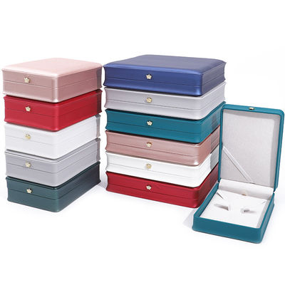 Rectángulo Hecho a mano Hanhong Custom Logotipo de la caja de la corona de diseño de lujo PU cuero de la caja collar de anillo de joyería de la caja