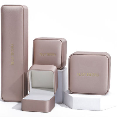 Campaña Oro PU de cuero de joyería caja de embalaje de lujo tamaño personalizado