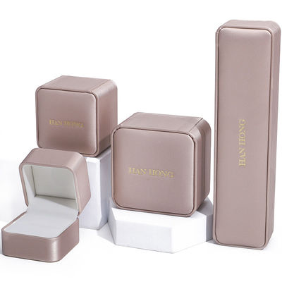 Campaña Oro PU de cuero de joyería caja de embalaje de lujo tamaño personalizado