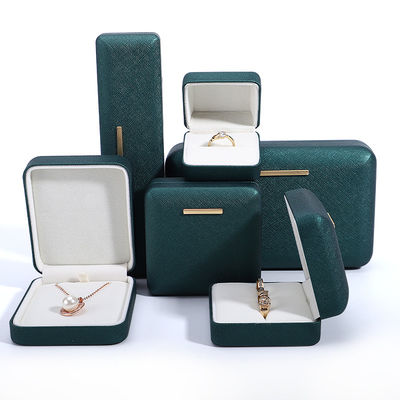 Caja de joyas de terciopelo personalizada para pulseras de cuero de PU