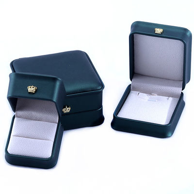 Green Crown Design Luxury PU Cuero de joyería caja para brazalete collar anillo y verde