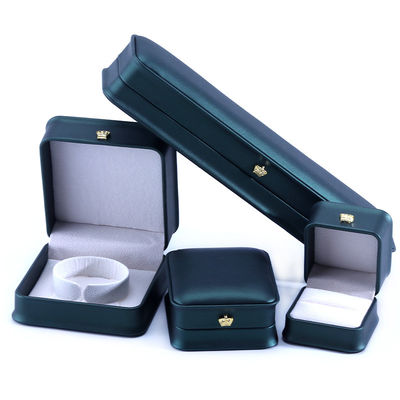 Green Crown Design Luxury PU Cuero de joyería caja para brazalete collar anillo y verde