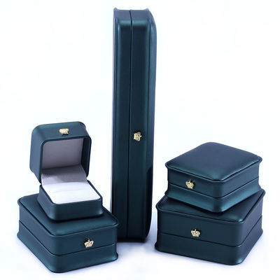 Green Crown Design Luxury PU Cuero de joyería caja para brazalete collar anillo y verde