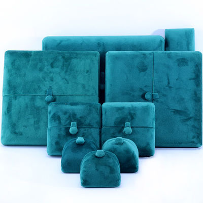 Elegante caja de joyas de doble puerta con logotipo