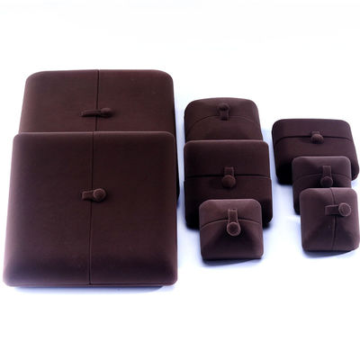 Caja de joyas de terciopelo marrón rectangular para los aretes de brazalete de logotipo personalizado Hanhong