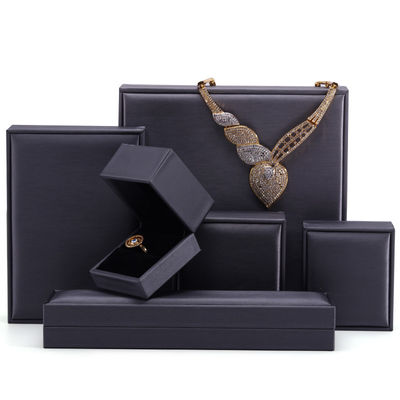Caja de embalaje de joyas de terciopelo de plata con logotipo personalizado y caja de anillos de collar de esponja gruesa