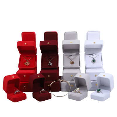 comprar 9*9*3.5cm caja de embalaje de joyas en terciopelo perfecto para collar brazalete aretes anillo online manufacture
