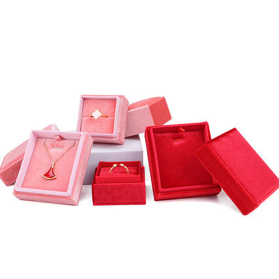 El logotipo del cliente Hanhong Velvet Jewelry Display Caja de regalo para compromisos personalizados