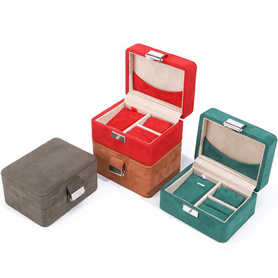 Caja de joyas de terciopelo con logotipo personalizado hecha a mano para collar y anillo de viaje