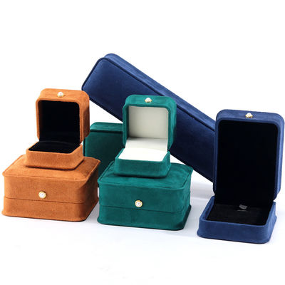 Caja de embalaje de joyería de lujo personalizada para pulseras de terciopelo pendientes collar de perla cerradura