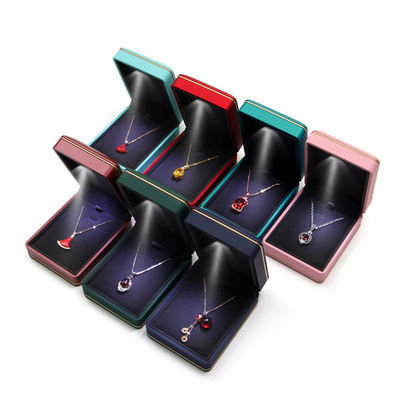 Embalaje de joyas Hanhong Logotipo personalizado Impresión de pantalla de seda Caja de almacenamiento LED de lujo con luz
