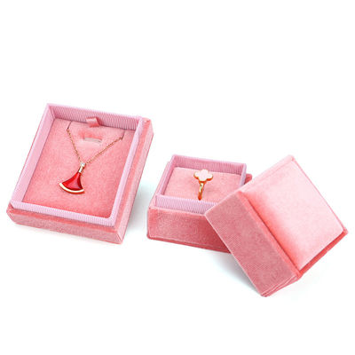 Caja de regalo de joyería de terciopelo para la boda y el compromiso de Hanhong