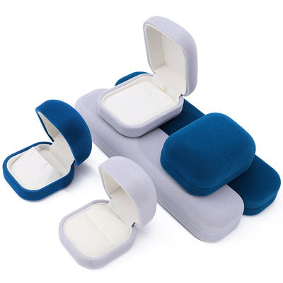 Paquete de joyería Hanhong Caja de almacenamiento de plástico personalizada para pendientes collares y anillos