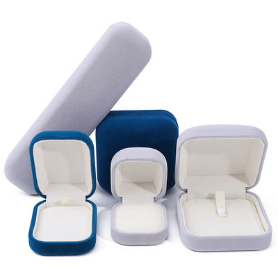 Paquete de joyería Hanhong Caja de almacenamiento de plástico personalizada para pendientes collares y anillos