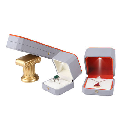 Paquete de joyería de lujo Hanhong Custom caja de cuero gris para anillos y colgantes