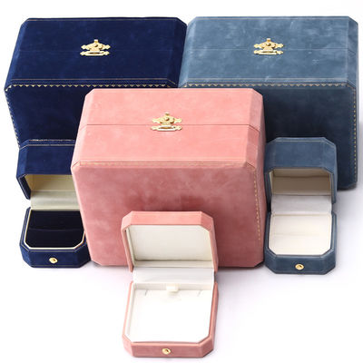 comprar Caja de joyería de terciopelo rectangular para un collar y brazalete de lujo personalizado online manufacture