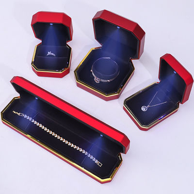 Caja de joyería de terciopelo de LED rojo para envases de anillos de collar personalizados y otros accesorios