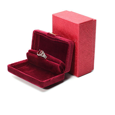 Caja de embalaje de joyas metálicas con logotipo personalizado para aretes rojos de lujo Brazalete Collar de anillo