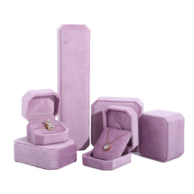 comprar Caja de joyas de terciopelo de logotipo personalizado para el embalaje de anillos de brazalete de collar rosa de Hanhong online manufacture