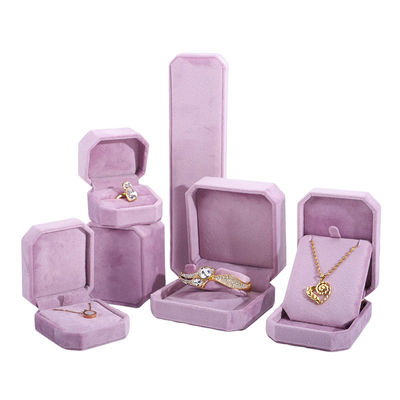 Caja de joyas de terciopelo de logotipo personalizado para el embalaje de anillos de brazalete de collar rosa de Hanhong