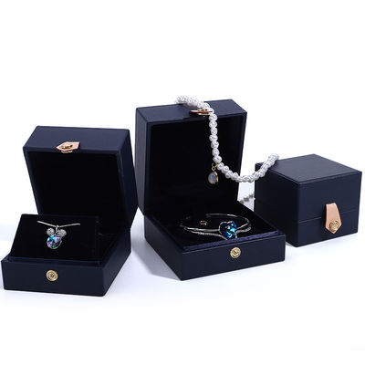 Paquete de joyería personalizado Grado caja de terciopelo con logotipo e impresión de serigrafía