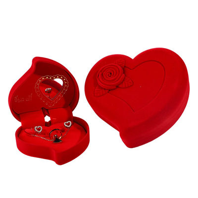 Caja de joyas de terciopelo para el anillo de amor rojo collar y pendientes de punta conjunto de embalaje personalizado