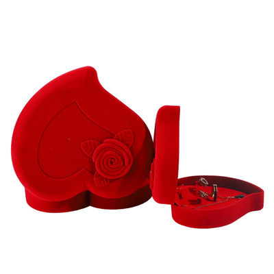 Caja de joyas de terciopelo para el anillo de amor rojo collar y pendientes de punta conjunto de embalaje personalizado