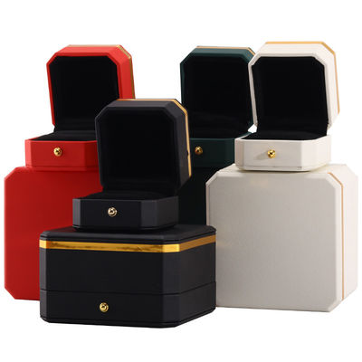 comprar Muchos colores Octagonal PU Cuero de joyería caja de embalaje con adornos de oro online manufacture