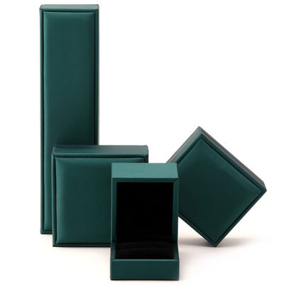 Caja de embalaje de joyas de terciopelo de lujo de lujo de color verde collar de cuero PU y anillo Hanhong
