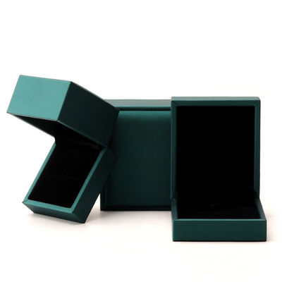 Caja de embalaje de joyas de terciopelo de lujo de lujo de color verde collar de cuero PU y anillo Hanhong