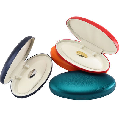Caja de joyas de cuero de PU rectangular de lujo personalizada para embalaje de collar de perlas hecho a mano