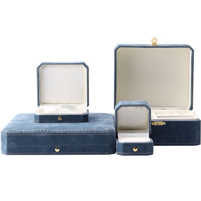 Caja de joyas de terciopelo azul claro para envases personalizados de collares y pulseras de lujo