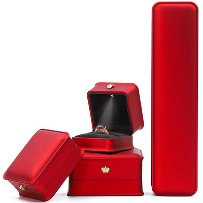 LED de color rojo de luz, caja de joyería, caja de embalaje de joyas con logotipo personalizado