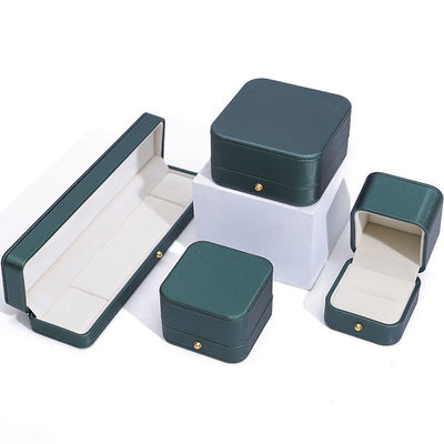 El más nuevo estilo verde PU caja de embalaje de joyería de cuero para collar de boda aretes anillo