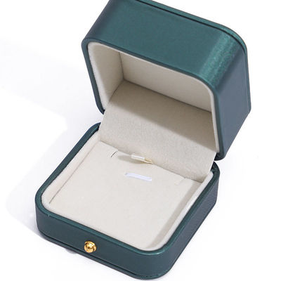 El más nuevo estilo verde PU caja de embalaje de joyería de cuero para collar de boda aretes anillo