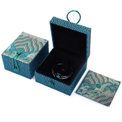 Caja de embalaje de joyas para brazalete estilo collar clásico Cuadro de almacenamiento de colgante 11*11*6,5cm