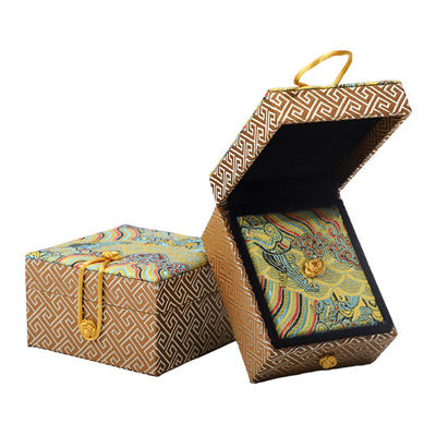 Caja de almacenamiento de joyas de satén de oro para collar clásico colgante de Hanhong en estilo