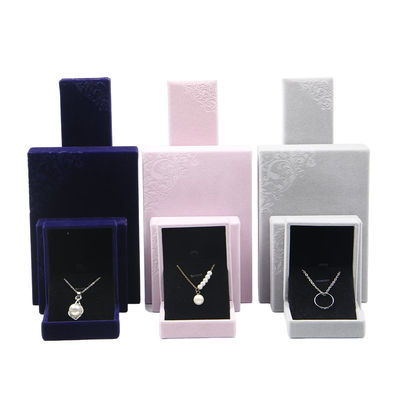 Caja de embalaje de joyas azules en relieve hecha a mano para mi collar de terciopelo y anillo azul