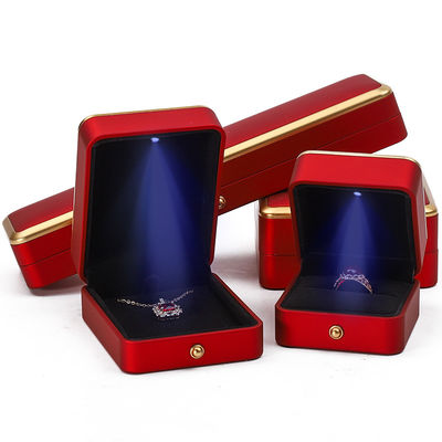 comprar Luxury Red LED Light Up Caja de joyas, Cajas de embalaje de joyas tamaño personalizado online manufacture